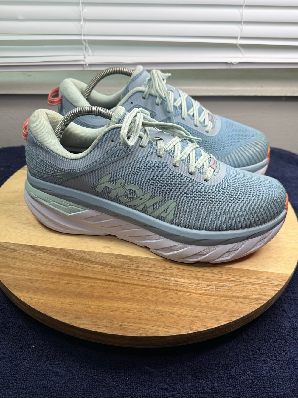 Hoka Women’s Bondi 7 Running Shoes (Women’s 10 Men’s 8.5)